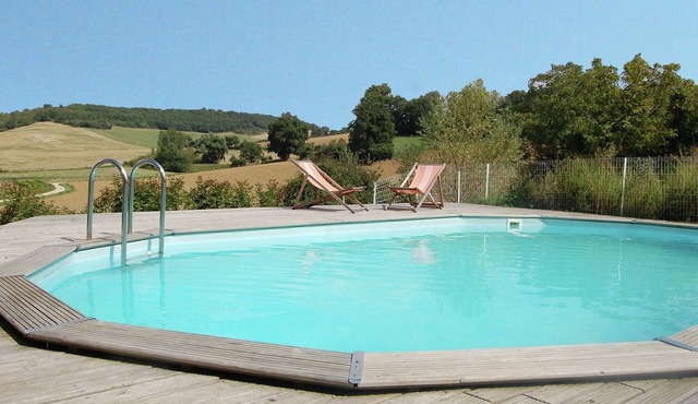 Pretty Villa With Private Pool in Montadet France