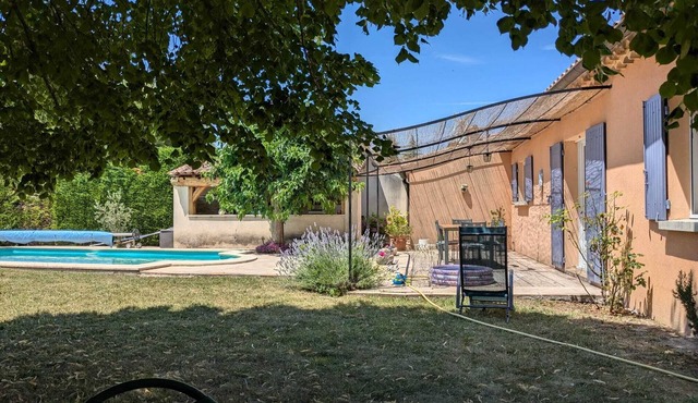 Pretty villa with private pool