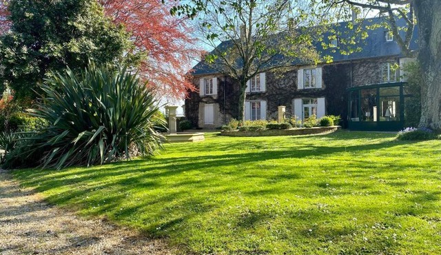 Prieuré de la Chesnaie x Melrose