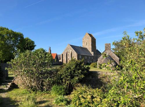Prieuré saint Léonard, XIème siècle, Baie du mont saint Michel