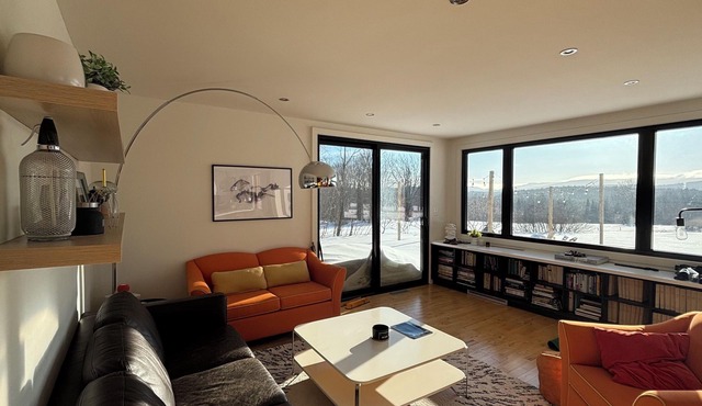 Primavesi Estate · Alpine Oasis: Scenic Trails & Unrivaled Views