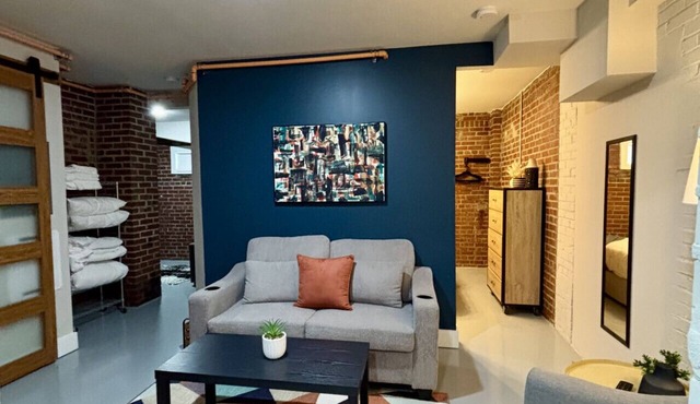 Prime 2 bedroom Location for HSV Attractions