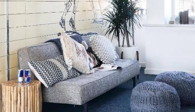 Prime Beachfront Room: Culture + Comfort Near Boardwalk | Breakfast is FREE!