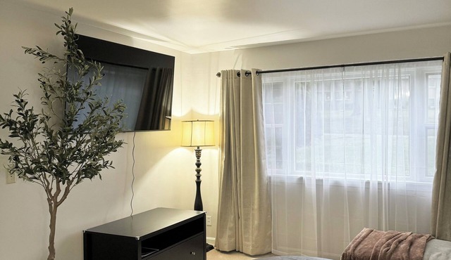 Prime Boardman Location Ocean Oasis w/King Bed Near Golf