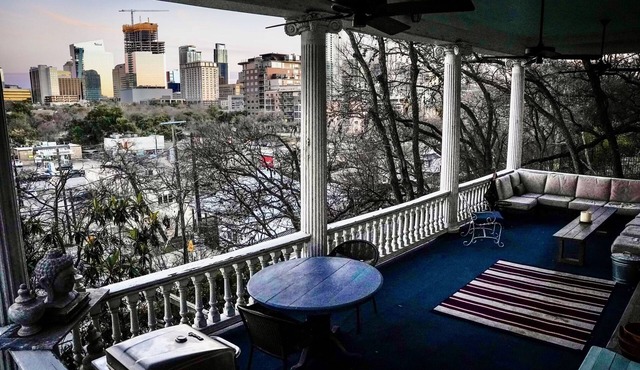 Prime Castle Hill/Clarksville Location Amazing View (Monthly)