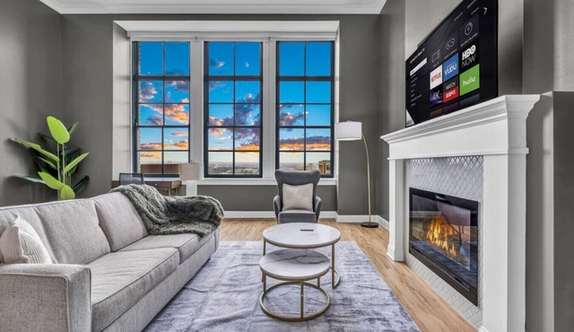 Prime Downtown Halle Bldg Apt