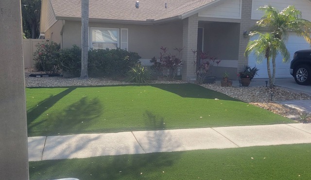 Prime Location! 2 Min to the Bay, 15 Mins to Beaches & Attractions, Pet Friendly