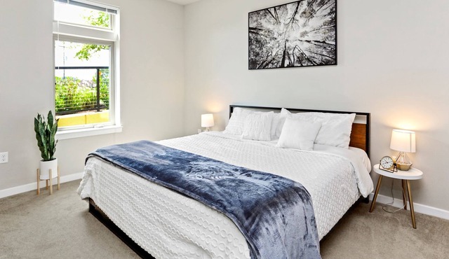 Prime Location 2BRM Home |Fairfax| Free Parking