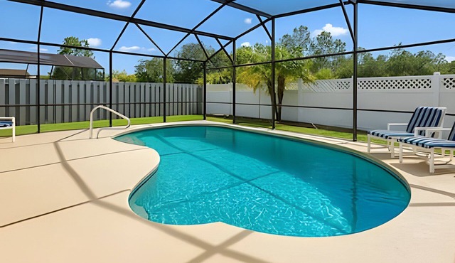 Prime Location! 3BD/2BA Villa