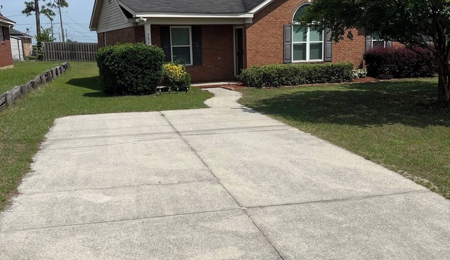 Prime Location! 3BR/2BA house near [National Hills] in beautiful Augusta!