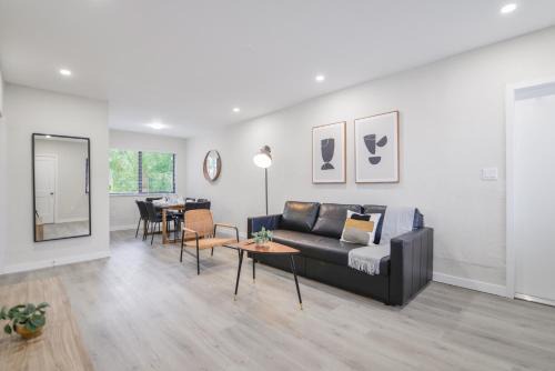 Prime Location Apartment at Calle Ocho