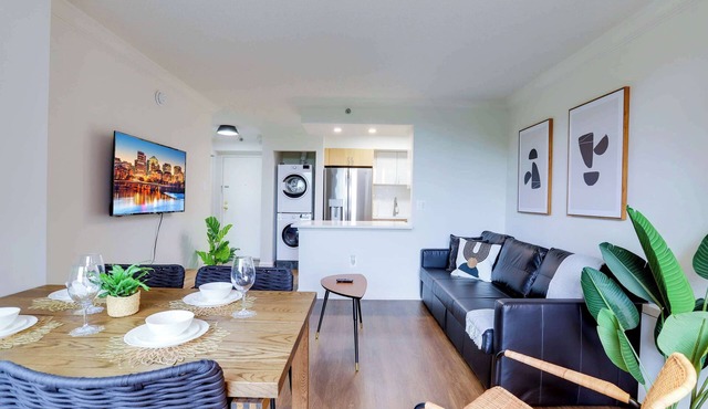 Prime Location Apt Near Metro