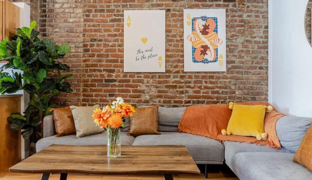 Prime Location | Charming 4BR in Downtown MTL