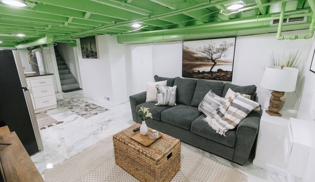 Prime location, Comfy, Guest Suite, Spacious