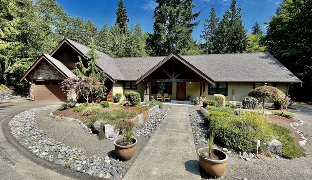 Prime Location - Gated Estate Property - Excellent Long Term Rates