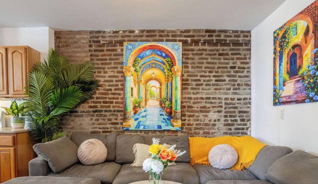 Prime Location | Gorgeous 4BR Downtown MTL