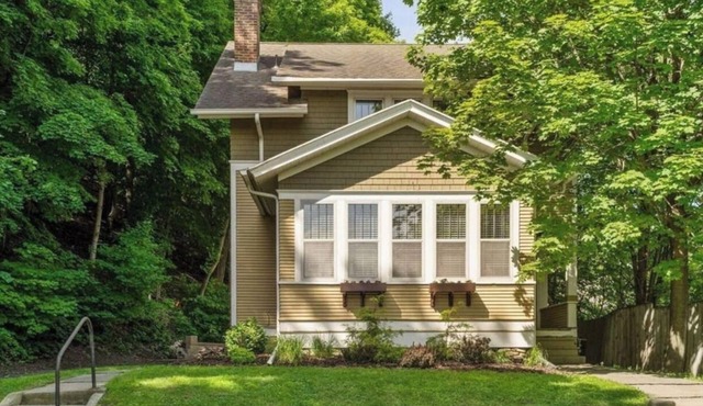 PRIME LOCATION- HISTORIC DOWNTOWN RED WING