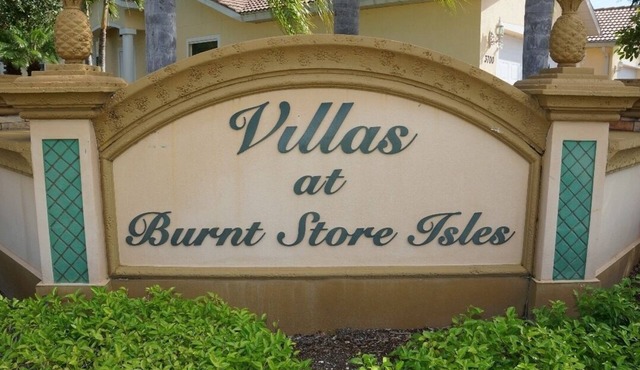 Prime Location in Paradise - Newly Renovated