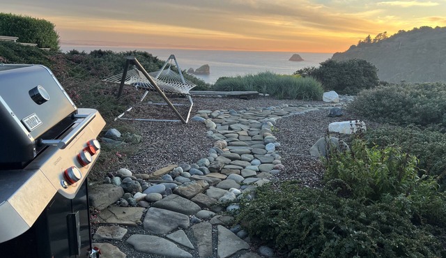 Prime location! Trinidad Bay Ocean Views Overlooking Trinidad Harbor and Pier!