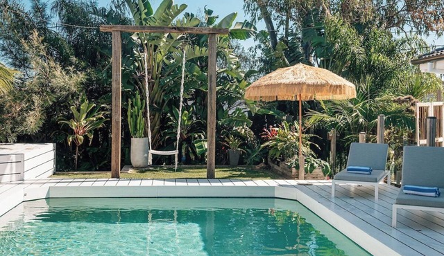 Prime location with pool - walk to Coolum Beach