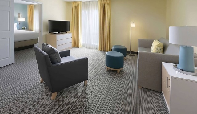 Prime Location! With Onsite Pool, Free Parking, Pet-Friendly Property