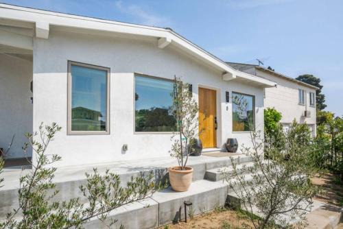 Prime Los Angeles Stay with Garage Parking and Patio