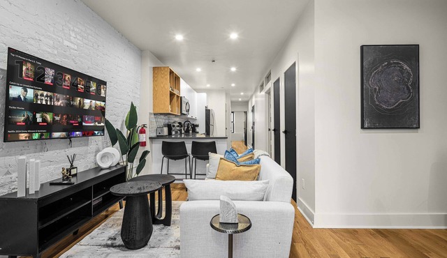 Prime NYC Location 4BR Spacious Haven