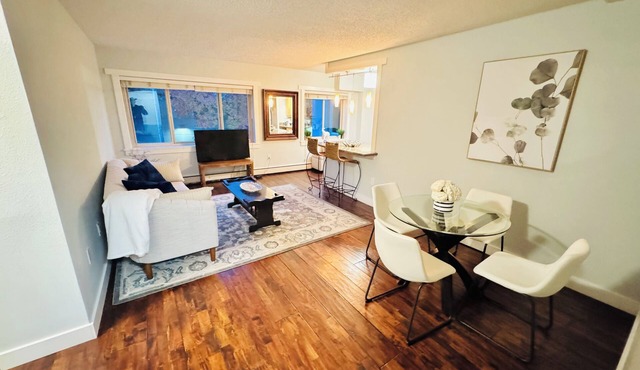 Prime Seattle Condo - Walk to Everything! Capitol Hill, Pike Place, downtown…