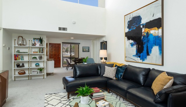 Prime South Palm Springs, Luxury 2 bed, 2 bath condo, VIEWS!