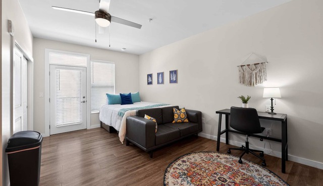Prime Spot Near UC with Work Desk, Balcony & Clubhouse