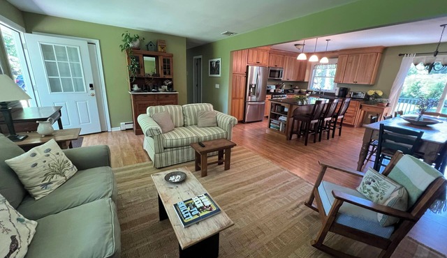 Prime U.S. Open Rental-2 miles from Shinnecock Hills Golf Club–3 Bedroom