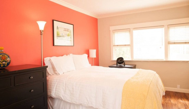 "Prime West Beach location" New Owner. Simple and affordablle.