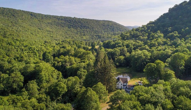 PrimeCatskills 172-Acre LuxuryRiverEstate & Nature Reserve/POOL/SAUNA/KAYAK/HIKE