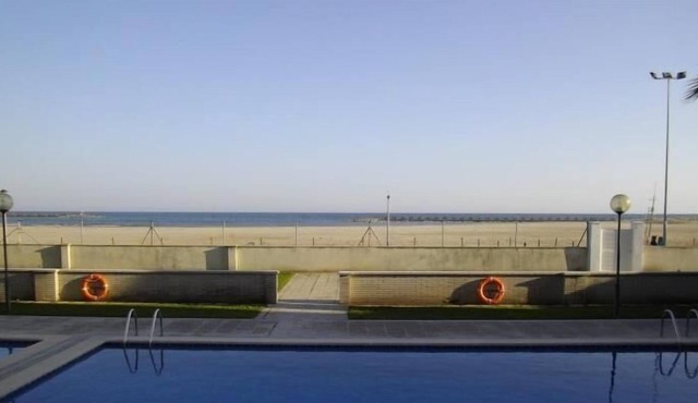 Primera linea de mar, piscinas, wifi, barbacoa