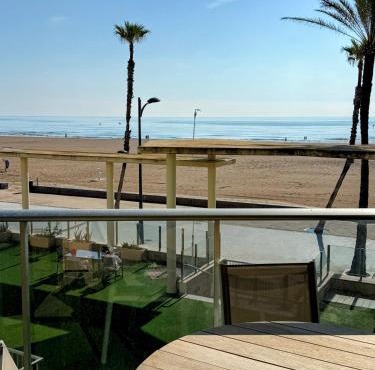 PRIMERA LINEA PLAYA PATACONA, VALENCIA