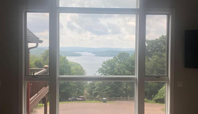 Primo Vista! Spectacular views, Dock Slip, Hot Tub