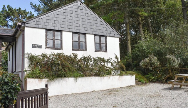 Prince Croft Cottage - UK12560