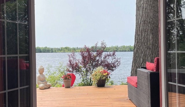 Prince Edward County-A Ferry Ride Away, 2 Bedroom Waterfront Cottage Rental.