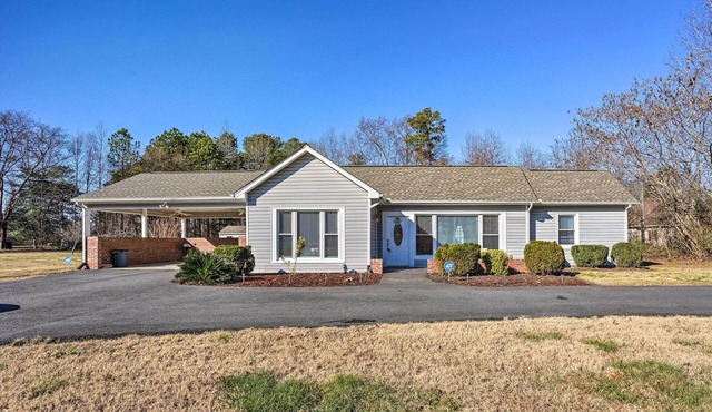 Prince George Getaway Near Historic Sites!