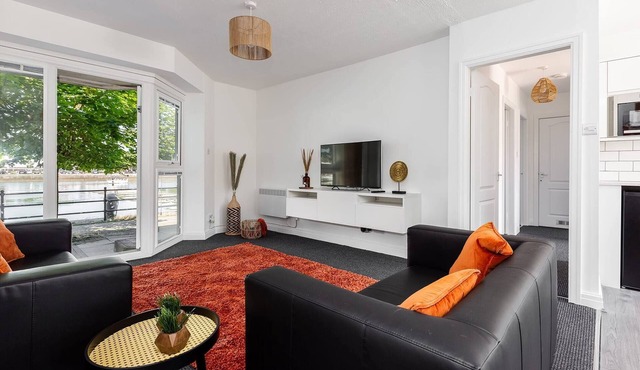 Princes | 2 Bedrooms Parking Wi-Fi | Cozy Pads