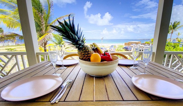 Princess Manon, Beachfront, Feet in water, Ocean view, Pool
