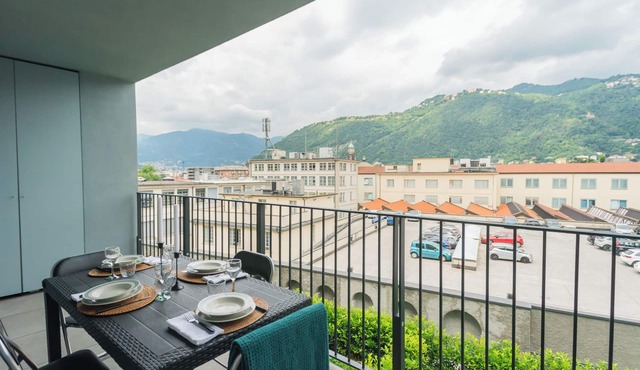 Princess Sofia's Lake Retreat by Rent all Como