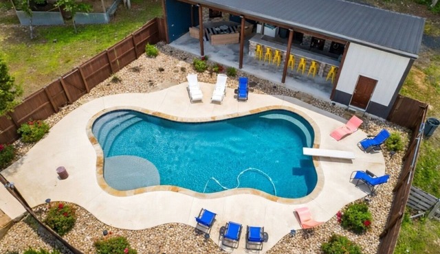 Prism Pines | Private Lake, Pool & Outdoor Kitchen