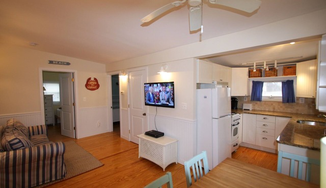 Pristine Beach Cottage at SeaWatch Beach