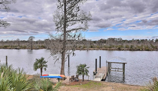 Pristine Cottage w/Access to the Trent River