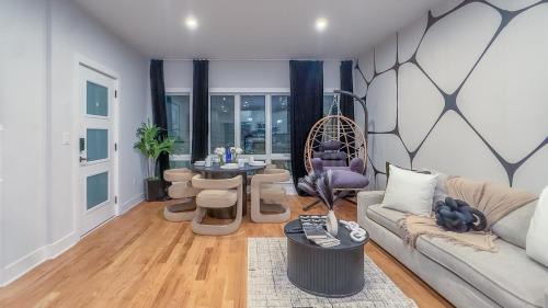 Pristine Pad, Sleep 9, Free driveway park, 20 PERCENT OFF