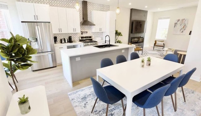 Pristine Petworth | 4BR + Street Parking + Decks