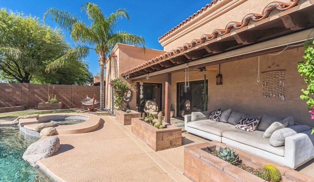 Pristine Placita- Enjoy a Spa-Like Oasis w/Pool & Views