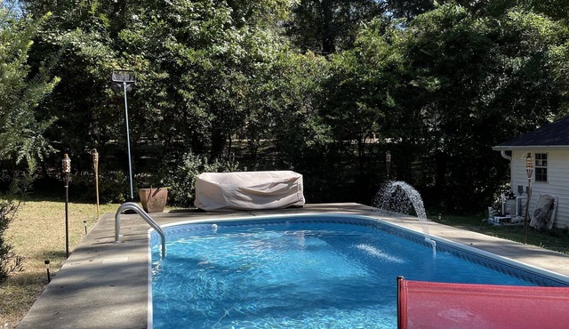 Pristine Southern home with private pool!