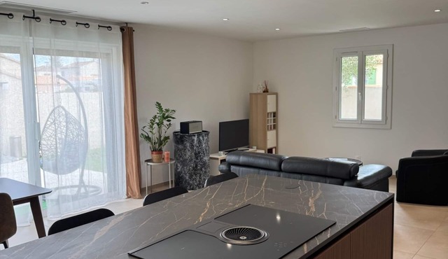 Private Jacuzzi - Luxury villa for 4 persons